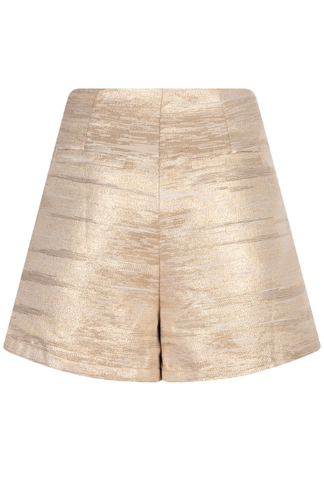 Lofty Manner short suzie